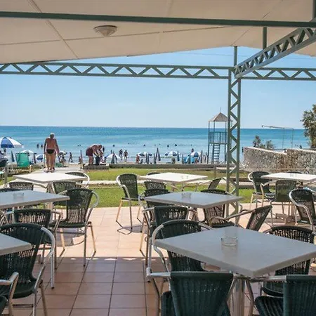 Astir Palace Hotell 4*