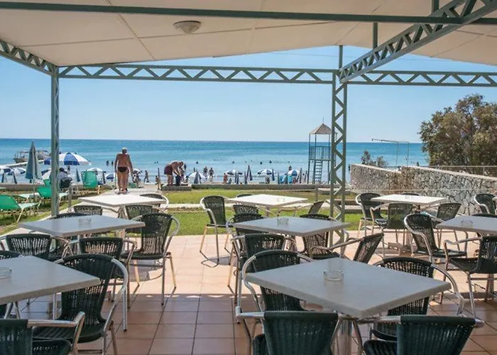 Astir Palace Отель 4*