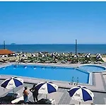 Astir Palace 4*