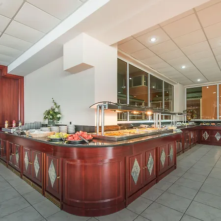 Astir Palace 4* لاغاناس
